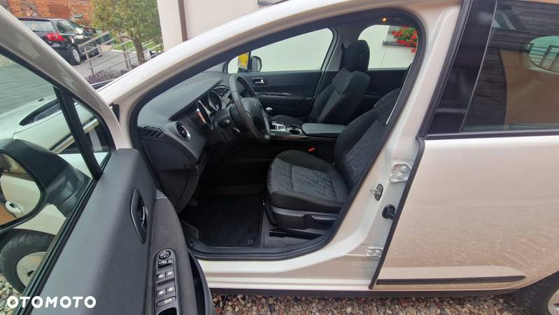 Peugeot 3008 1.6 HDi Active - 19