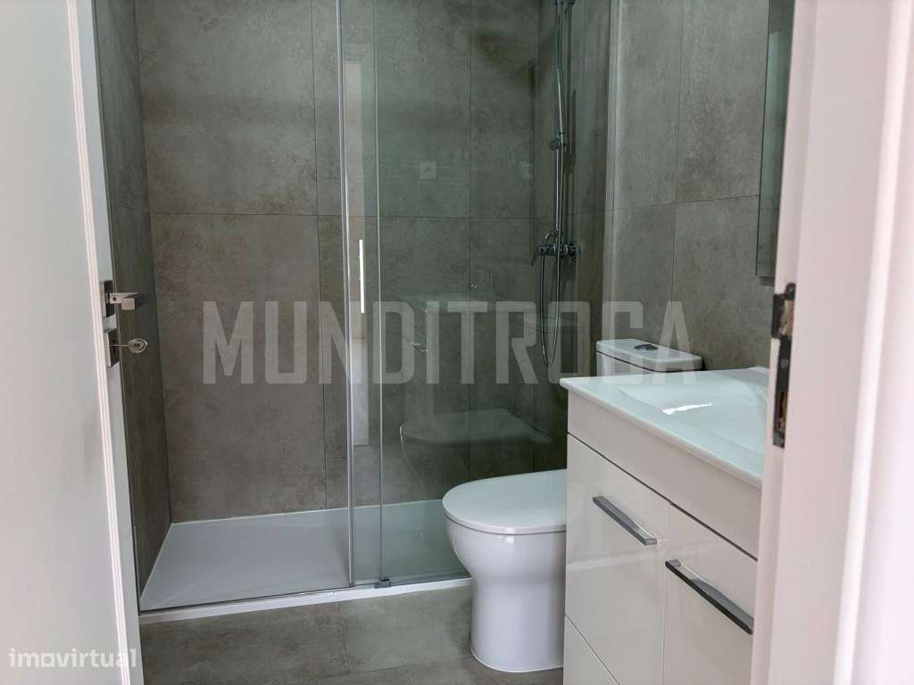 Apartamento T3 Lamaçães - Como novo-10