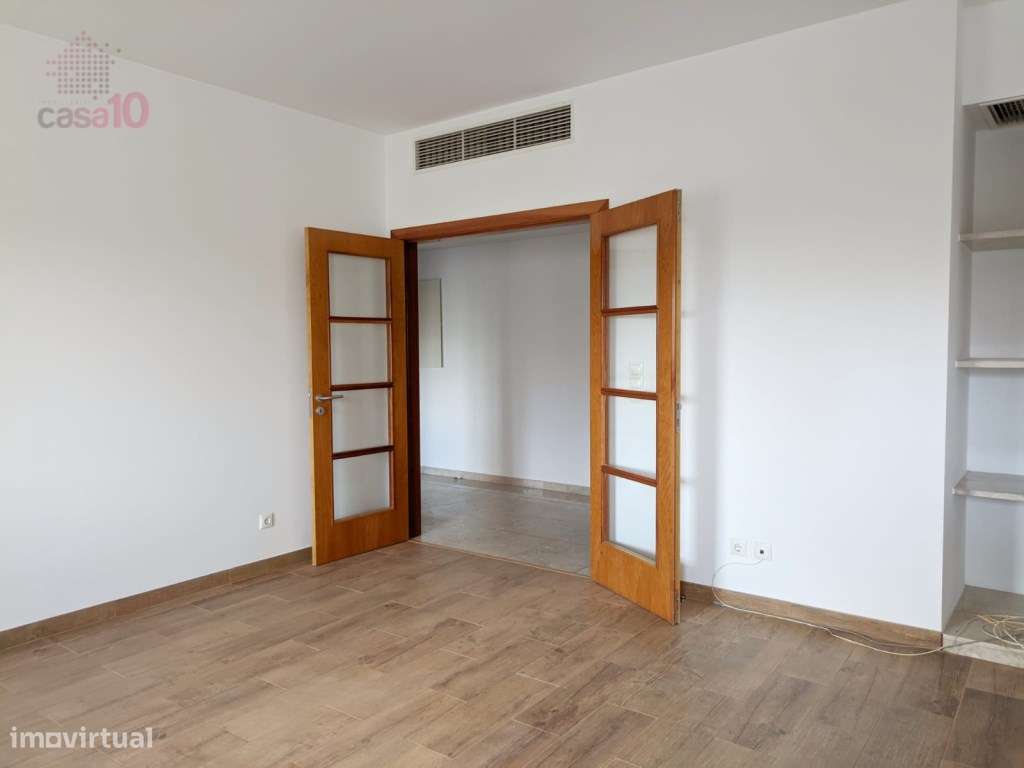 Apartamento T3 para venda na zona norte do Parque das Nações - Grande imagem: 5/28