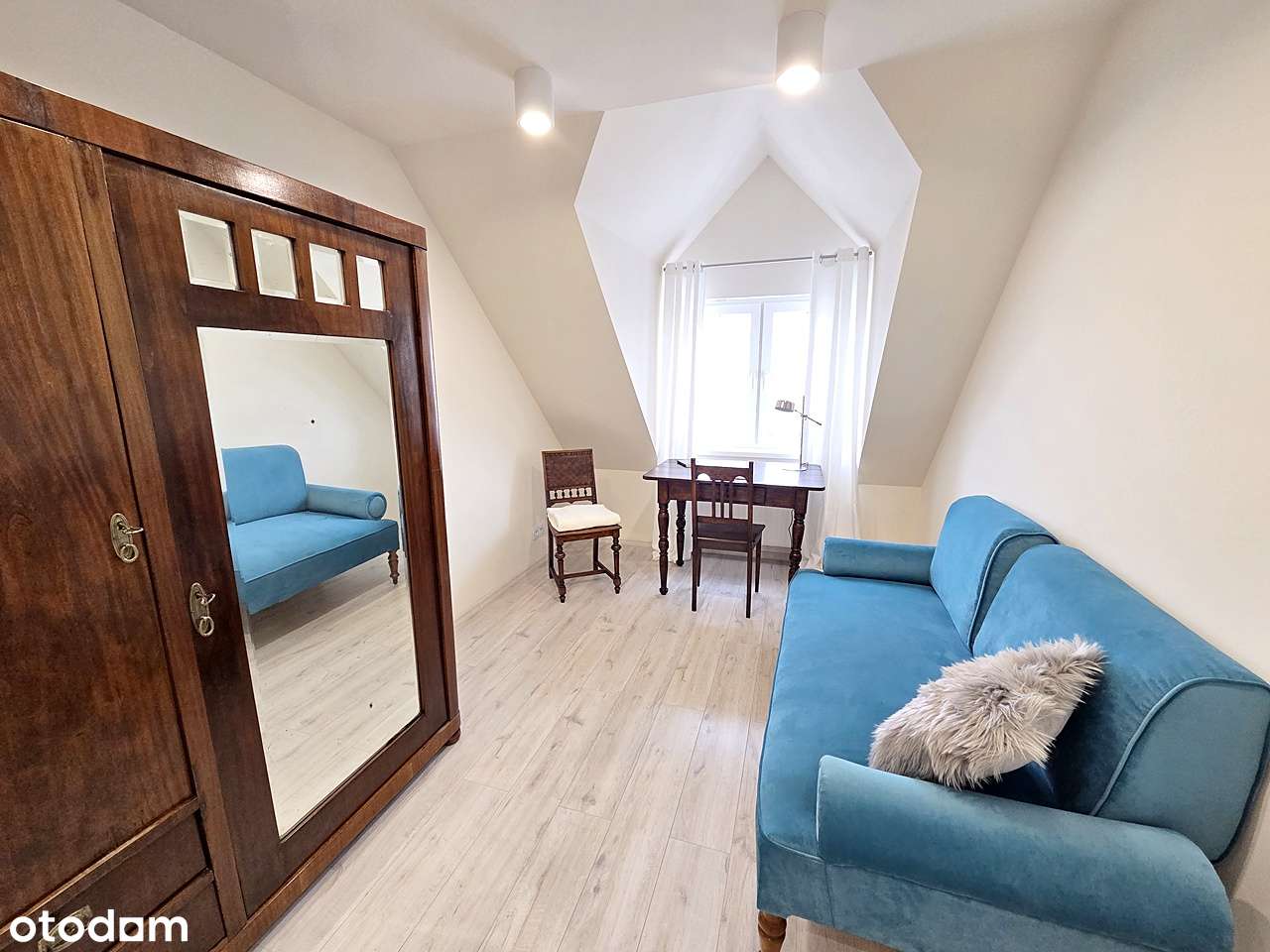 2-poziomowy apartament przy Jeziornej-6