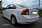 Volvo S40 1.6 Momentum - 16