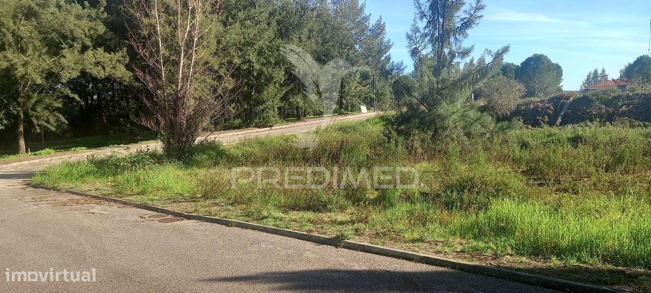 Lote de Moradia geminada. - Grande imagem: 2/5