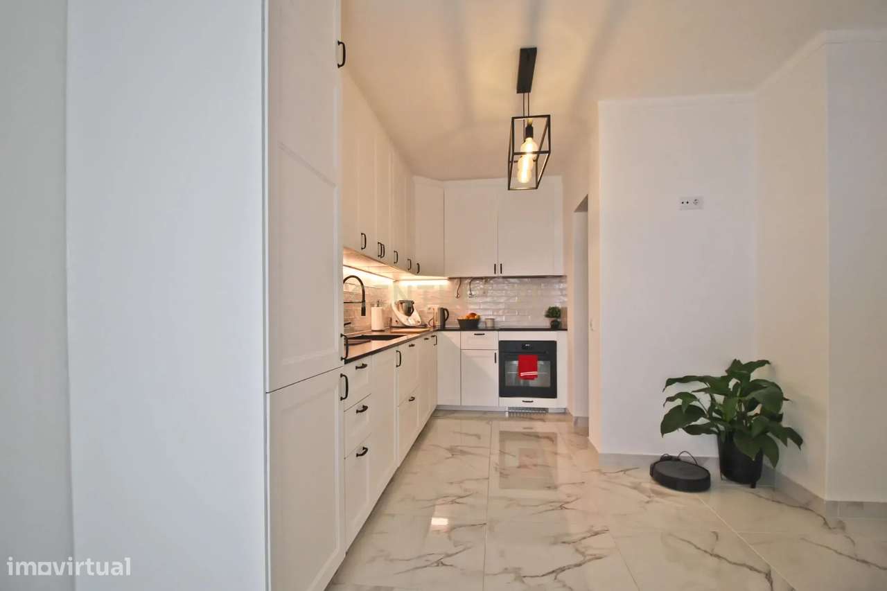 Apartamento T2 situado em Odiáxere, lagos.-15