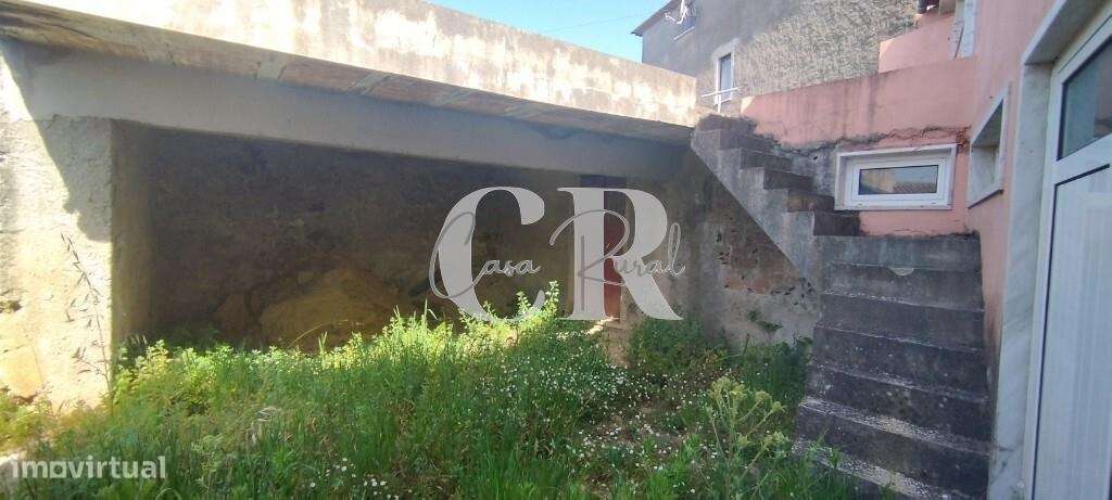 Moradia para restaurar-38