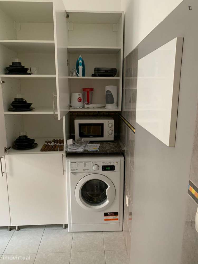 Quarto - localizado em Arroios Lisbon - Grande imagem: 2/20