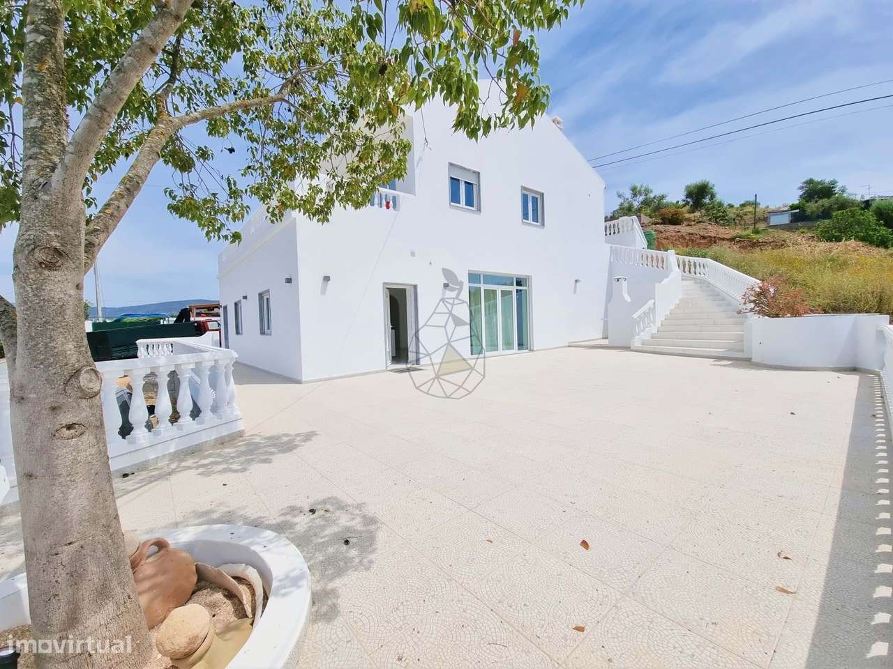 Moradia isolada T4+1 na Zona do Rasmalho - Portimão - Grande imagem: 1/52