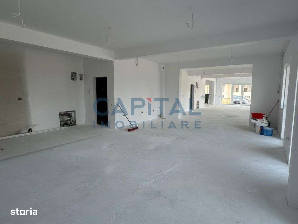 Spatiu Comercial - Birouri - Showroom, 200 mpu, zona D-na Stanca!!! - Imagine principală: 5/9