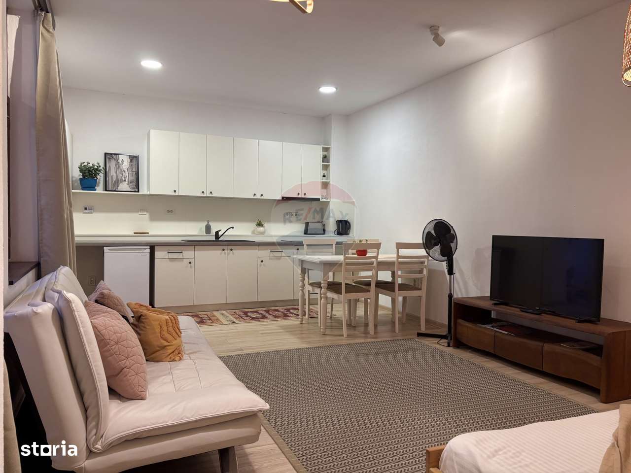 Apartament de vanzare pe Str.Tribunei - Imagine principală: 4/8