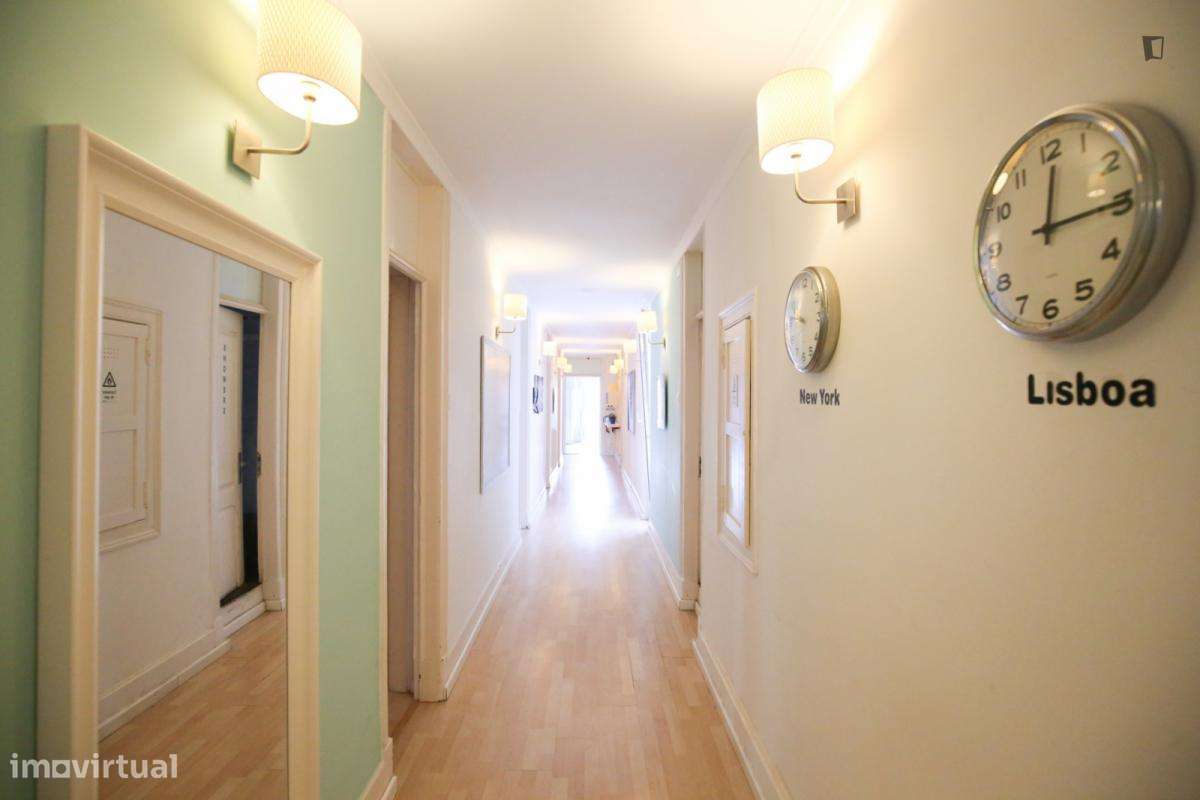 Quarto - localizado em Entrecampos Lisbon - Grande imagem: 4/7