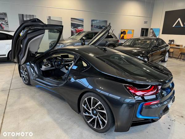 BMW i8 - 11