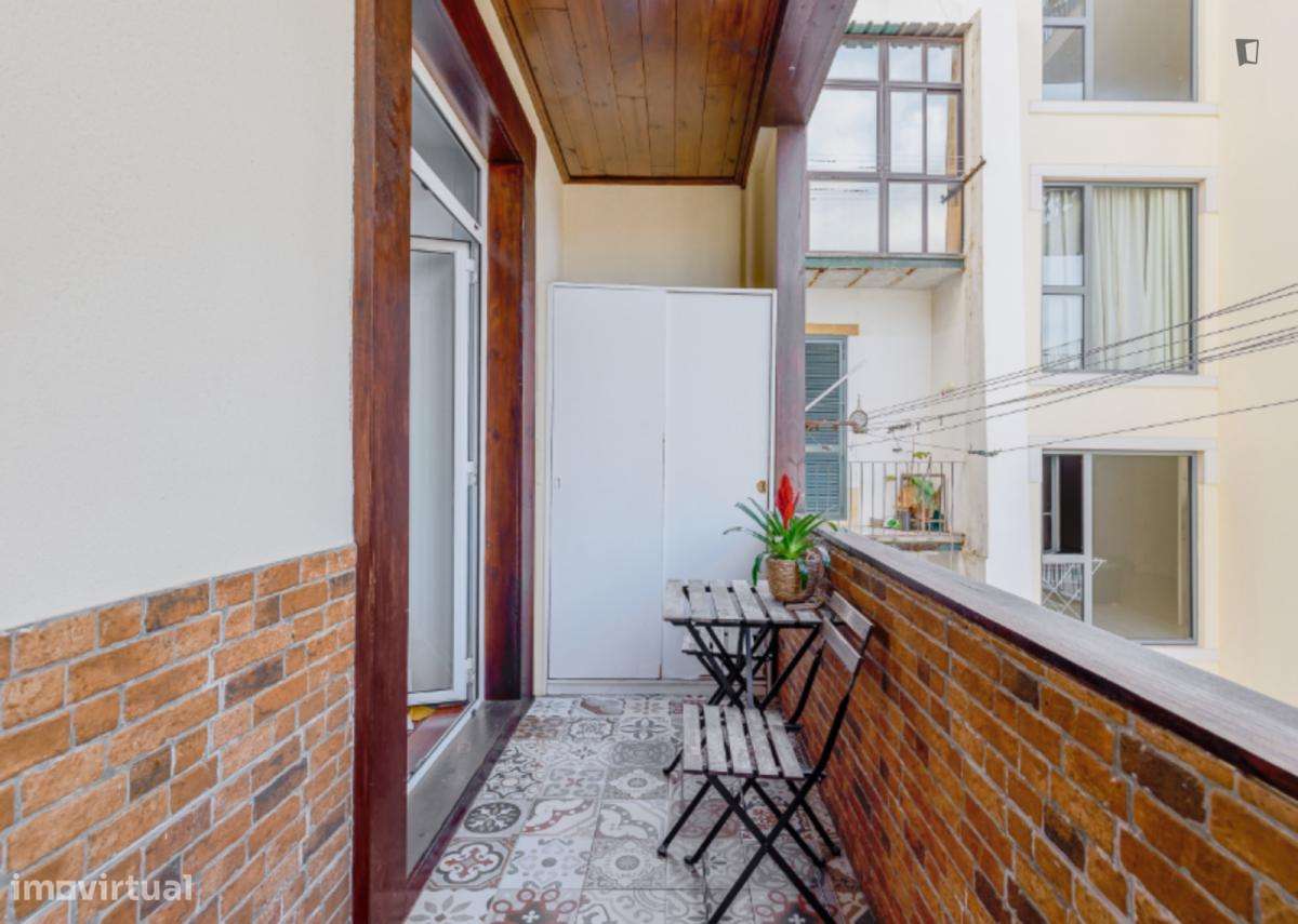 Apartamento com 6 quartos - localizado em São Sebastião Lisbon - Grande imagem: 5/6