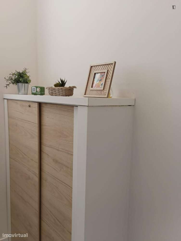 Estúdio - localizado em Cedofeita Porto - Grande imagem: 2/10