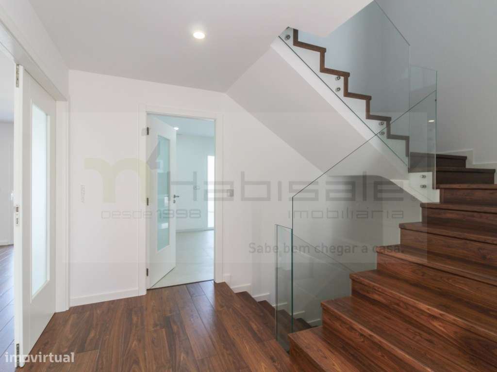 Moradia junto a Quinta da Marinha, a 1,5 Km da praia do Guincho-13