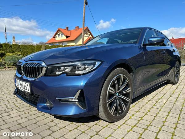 BMW Seria 3 320d xDrive MHEV Luxury Line - 1