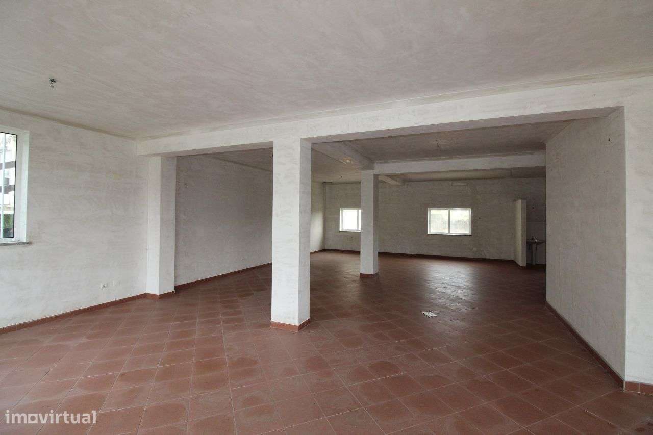 Loja Junto ao Centro – Boa Localização - Grande imagem: 4/8