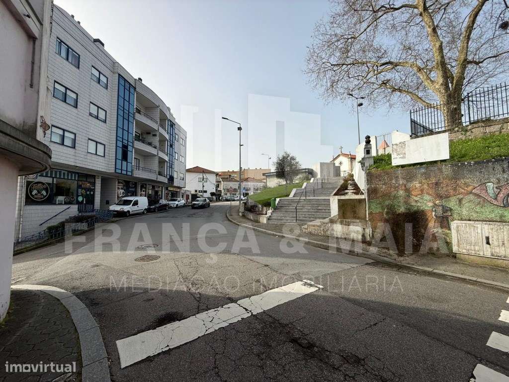 Loja com excelente localização em Vila Nova de Gaia - VILAR DE ANDO...-14