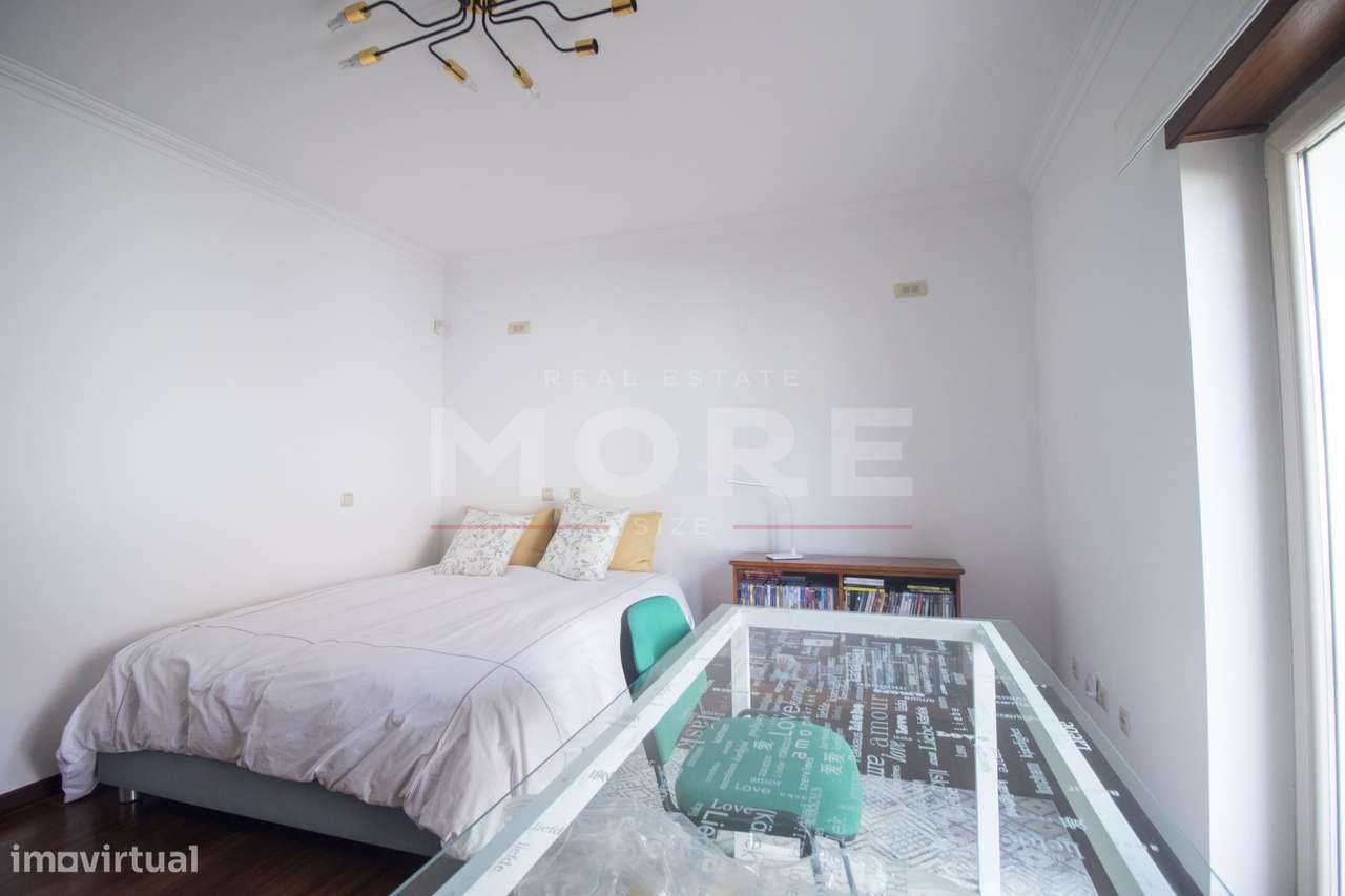 Moradia T5 independente de Gaveto - Caldas da Rainha-15