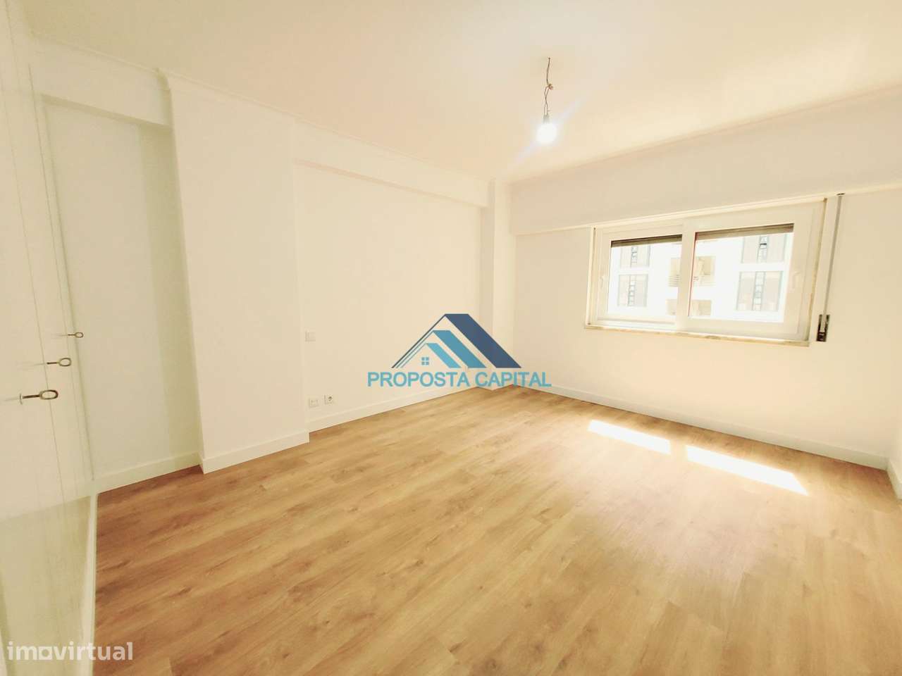 APARTAMENTO T3 TOTALMENTE REMODELADO | ESTRADA DA LUZ - COM GARAGEM-35