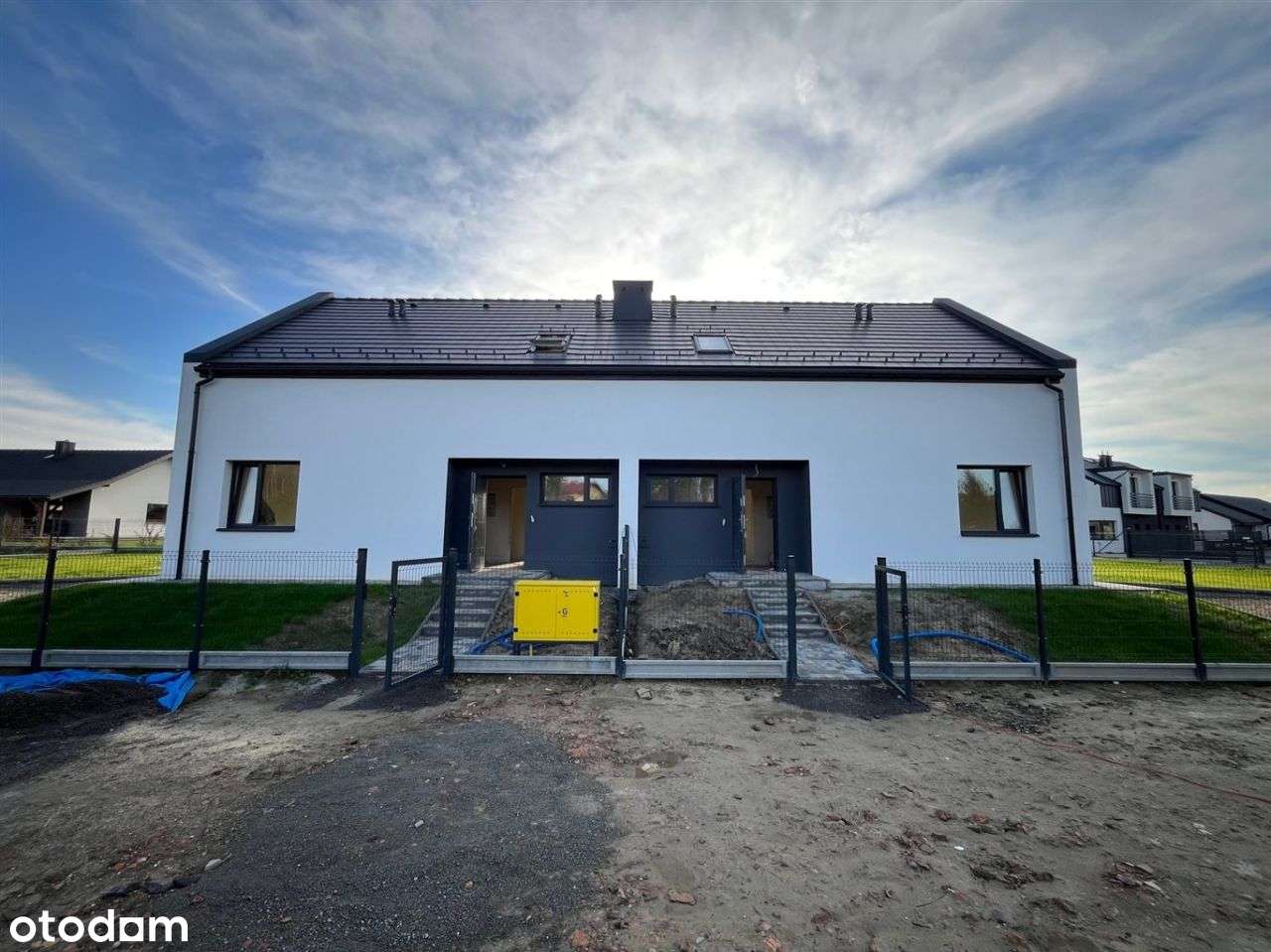 Nowy dom bliźniak Kaniów taras stodoła-17