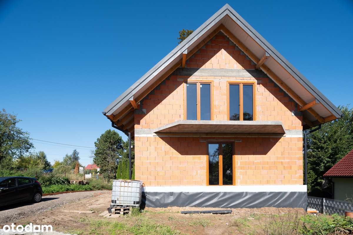 Nowoczesny dom z podpiwniczeniem i garażem – centrum Giebułtowa - Pełny obrazek: 4/16