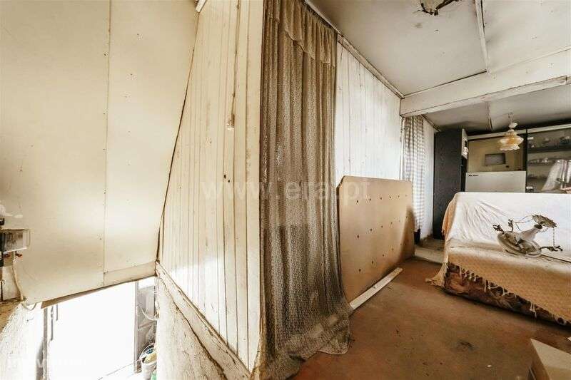 Moradia Rústica T2 / Covilhã, Erada - Grande imagem: 4/11