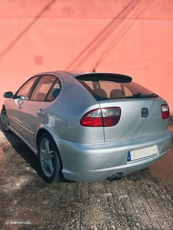 SEAT Leon - 4