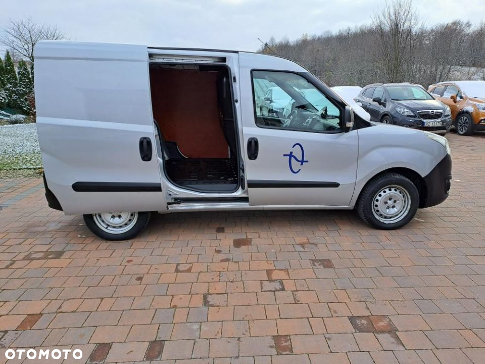 Opel Combo - 12