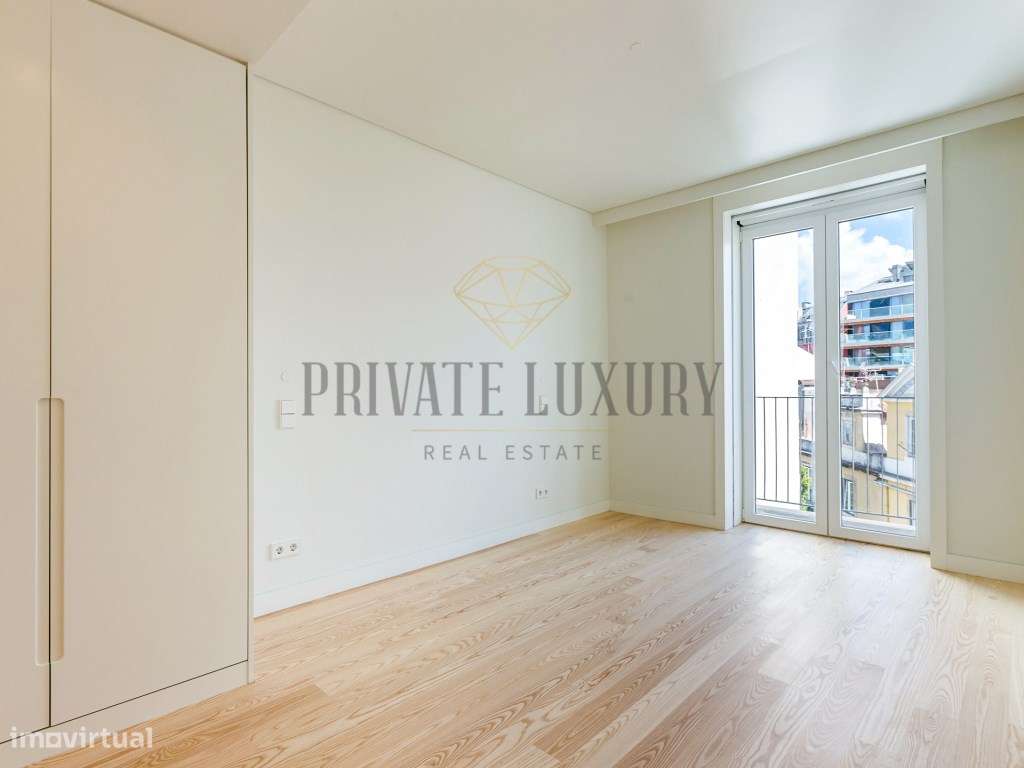 Apartamento T1 com varanda nas Avenidas Novas-3