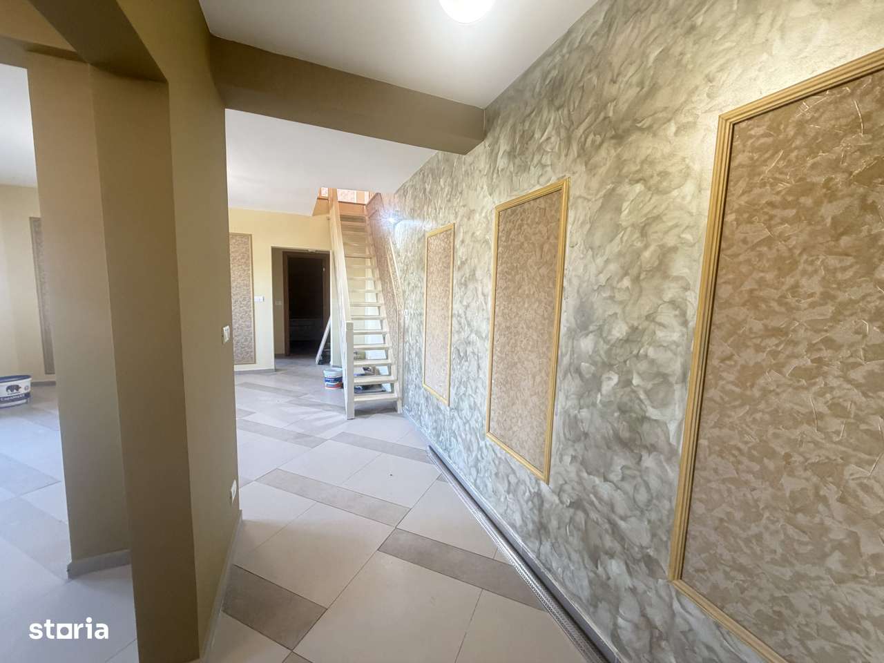 Vand apartament 2 camere transformat in 3 Dambovita 92000 euro-3