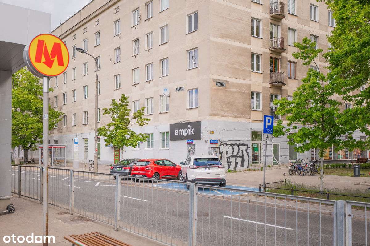 dwa pokoje, Metro z miejscem parkingowym - Pełny obrazek: 2/20