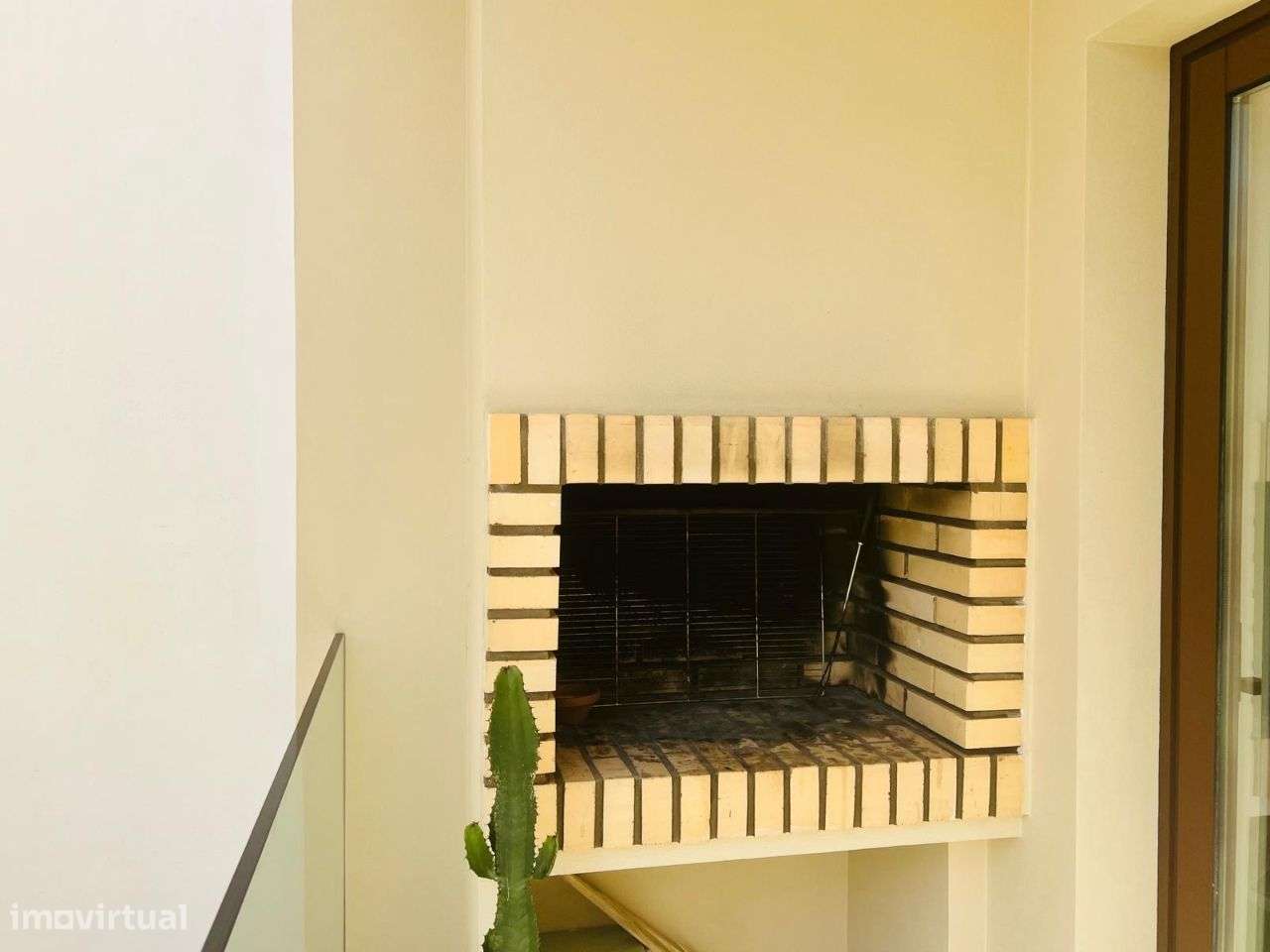 Moradia T4 com garagem baixa de Faro-22