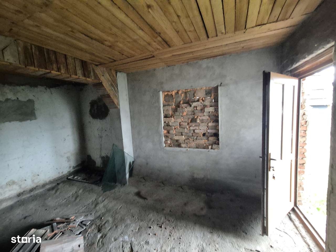 Vanzare casa in Lunca Muresului - Imagine principală: 5/8