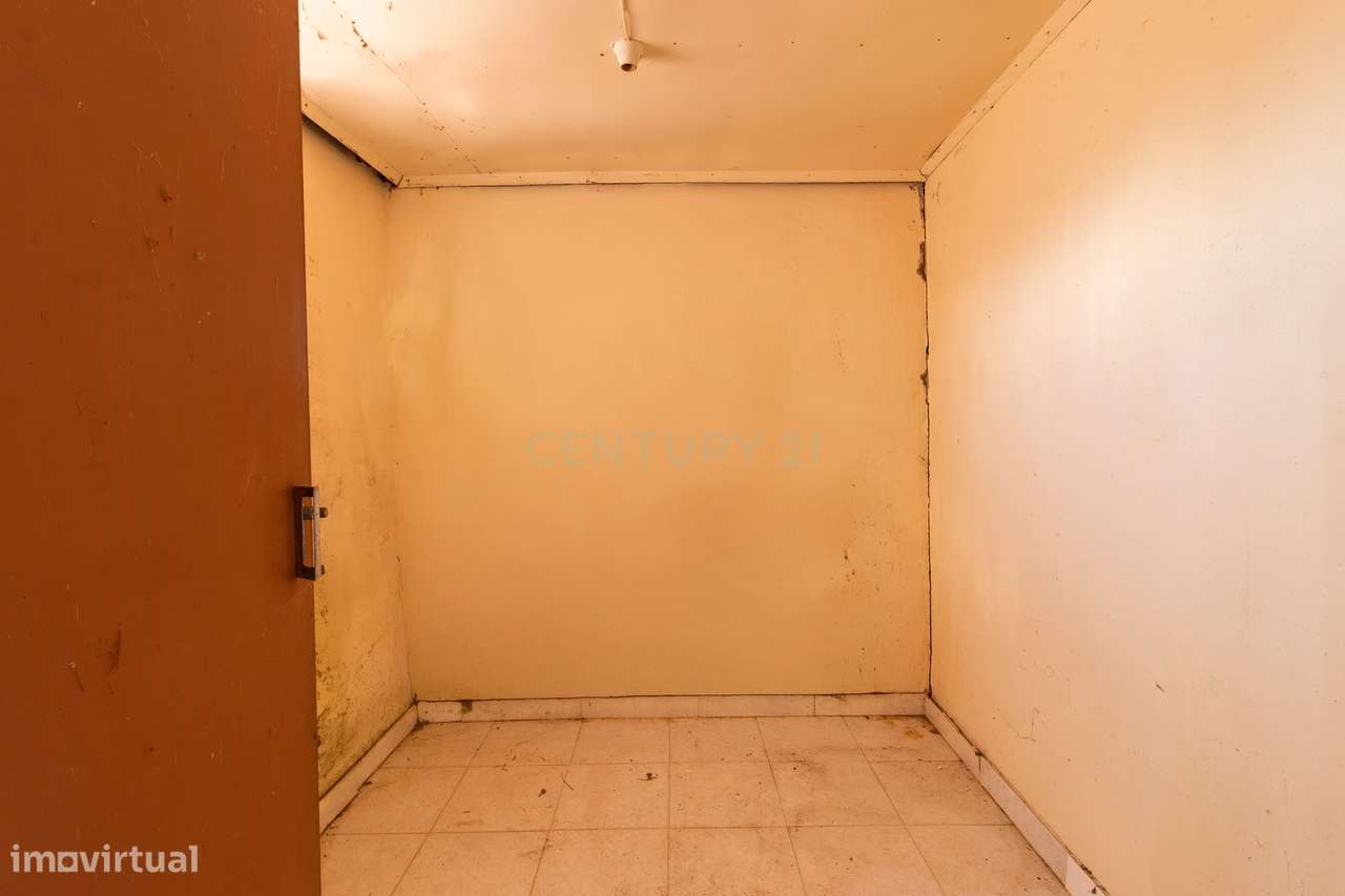 Moradia Antiga para Restauro | Cabreiros – Salir de Matos | Caldas da-7