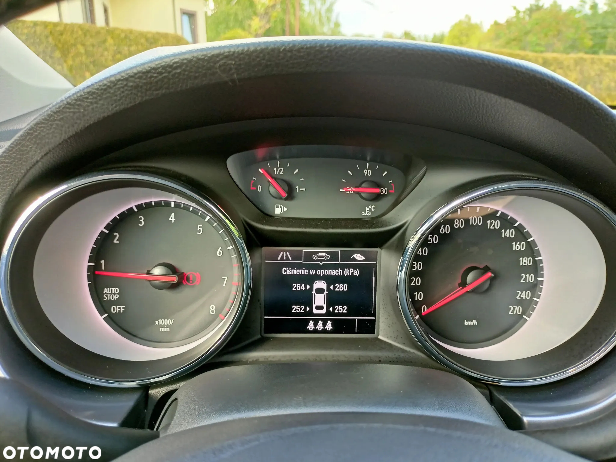 Opel Astra 1.2 Turbo Edition - 26