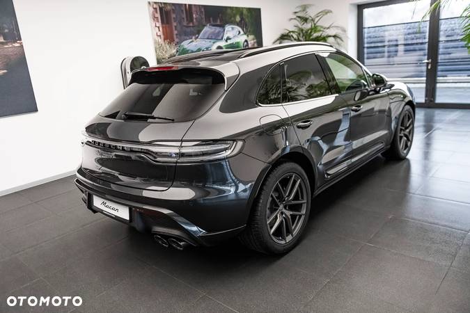 Porsche Macan T - 2