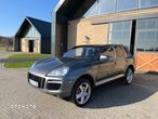 Porsche Cayenne Turbo - 1