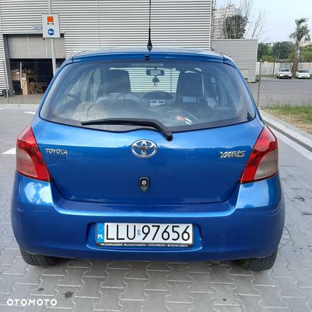 Toyota Yaris 1.3 VVT-i Luna - 3