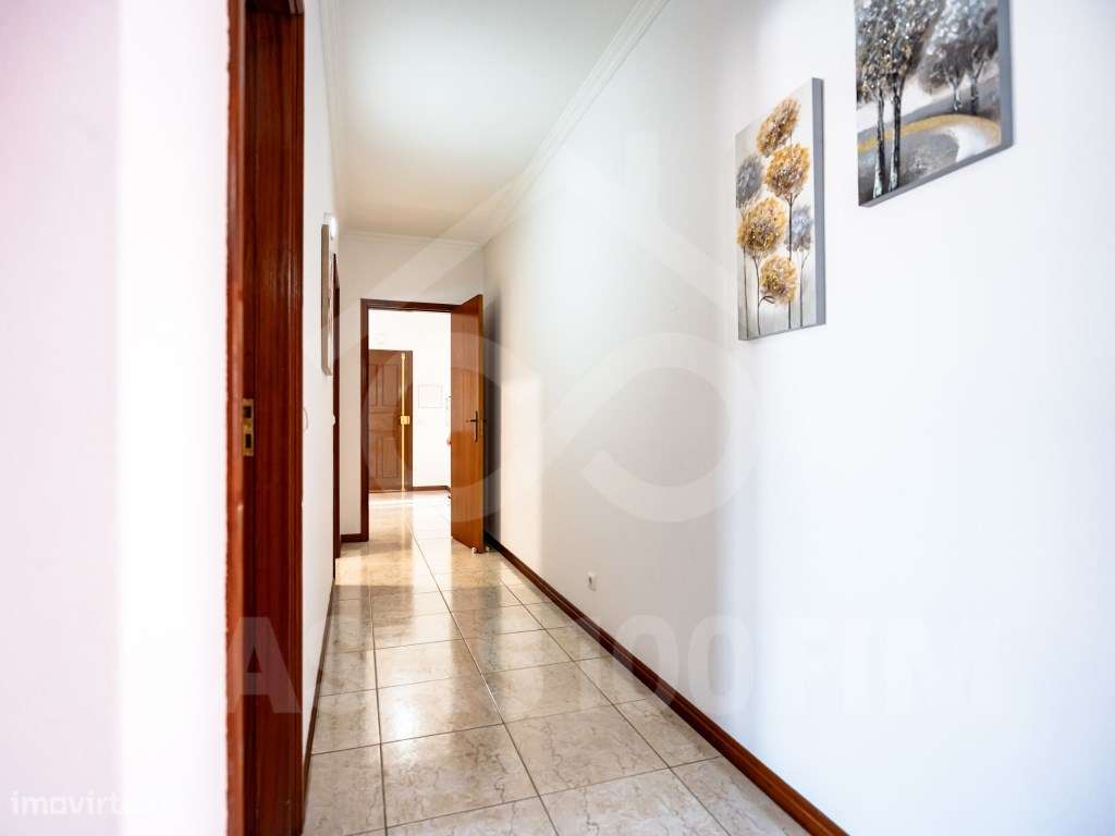 Apartamento T3 com garagem Marinha Grande-30
