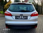 Ford Focus 1.0 EcoBoost Ambiente - 26