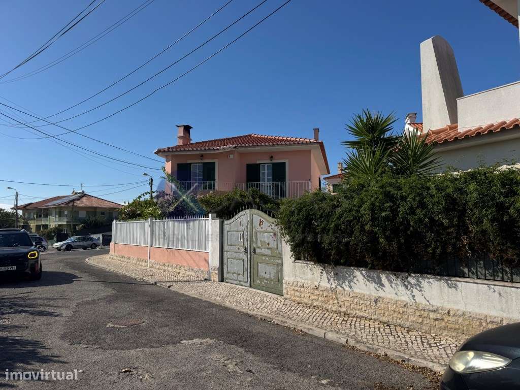 Moradia T5 com 238 m2 e terreno de 330 m2, no Cobre, Cascais-7