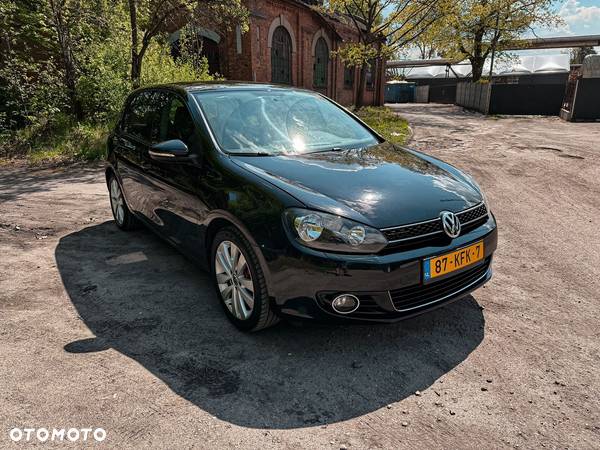 Volkswagen Golf 1.4 TSI Highline - 1