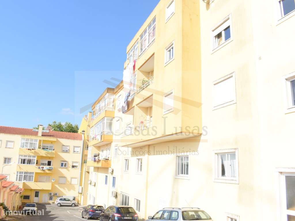 Apartamento T3 no Centro do Cadaval-23