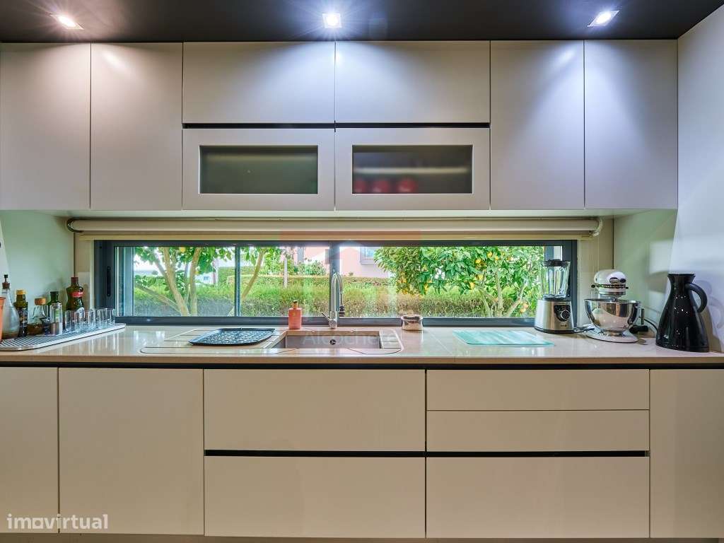 Moradia T4 de Luxo com piscina inserida no condominio privado em Sã...-22