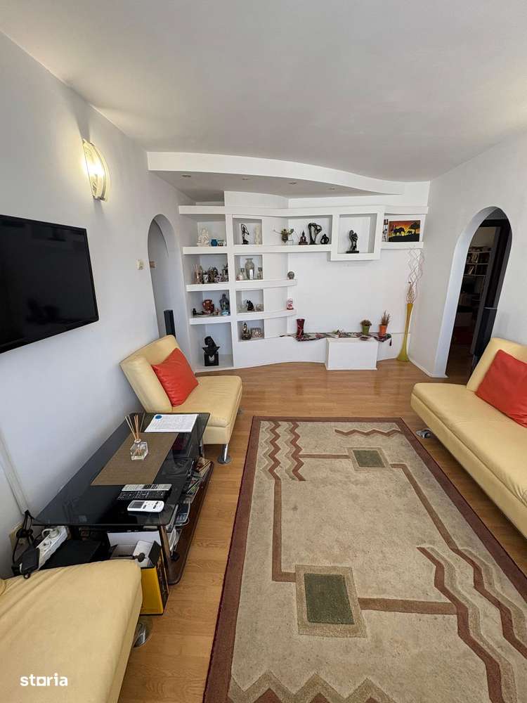 3 camere mircea cel batrin  70 mp bloc turn  125000 euro-3