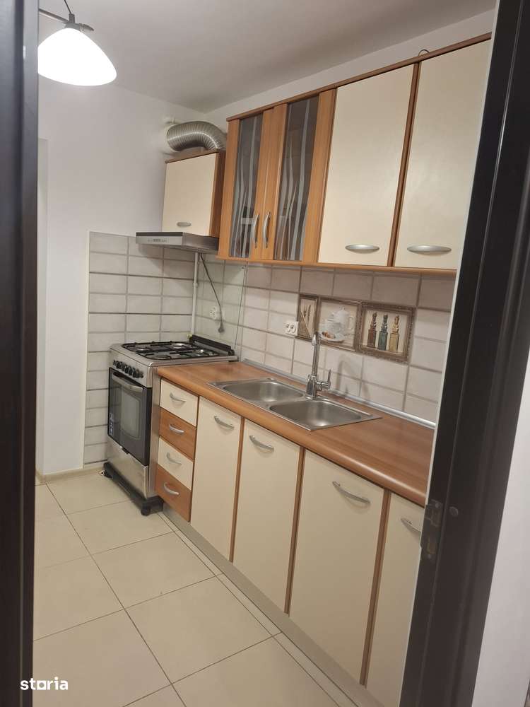 PROPRIETAR,  ap. 2 camere decomandate, Oneşti, zona de sus, bloc nou - Imagine principală: 4/11