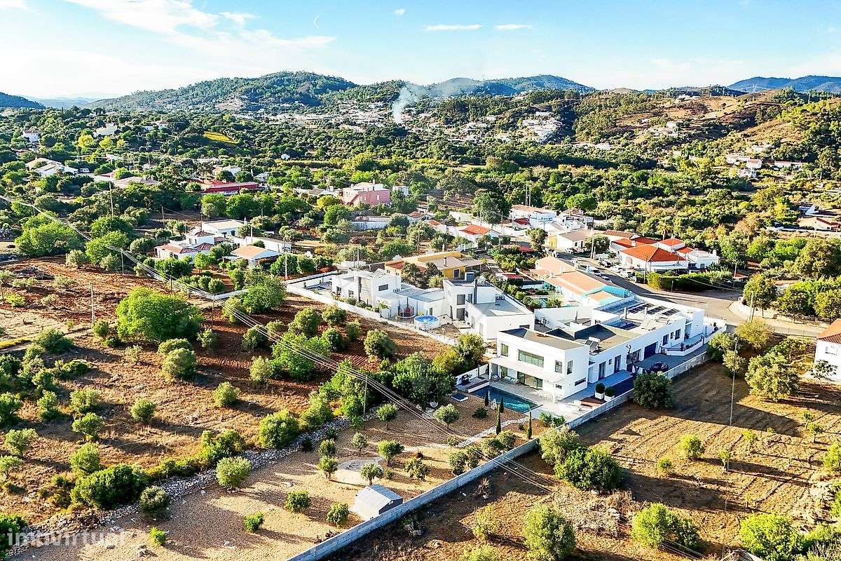 Moradia T4 para venda-33