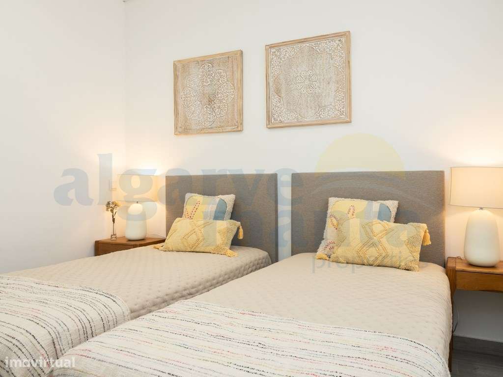 Apartamento T2 em Condomínio Privado - Perto da Praia da Manta Rota-18
