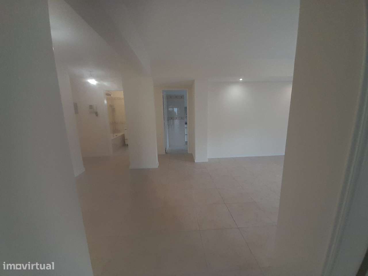 Excelente T2 Tapada das Mercês - Vista para a Serra de Sintra-11