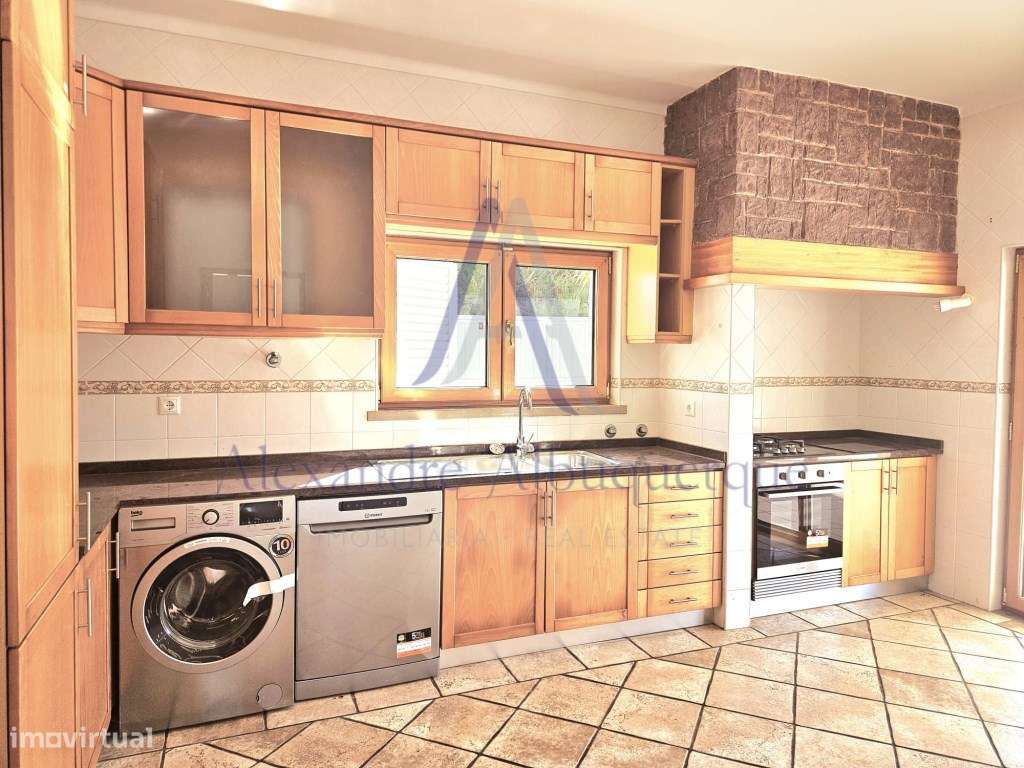 Moradia Isolada com Piscina T3+2 - Grande imagem: 4/60