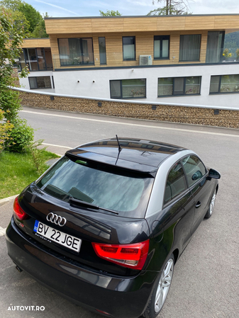 Audi A1 1.6 TDI S line Sportpaket - 4